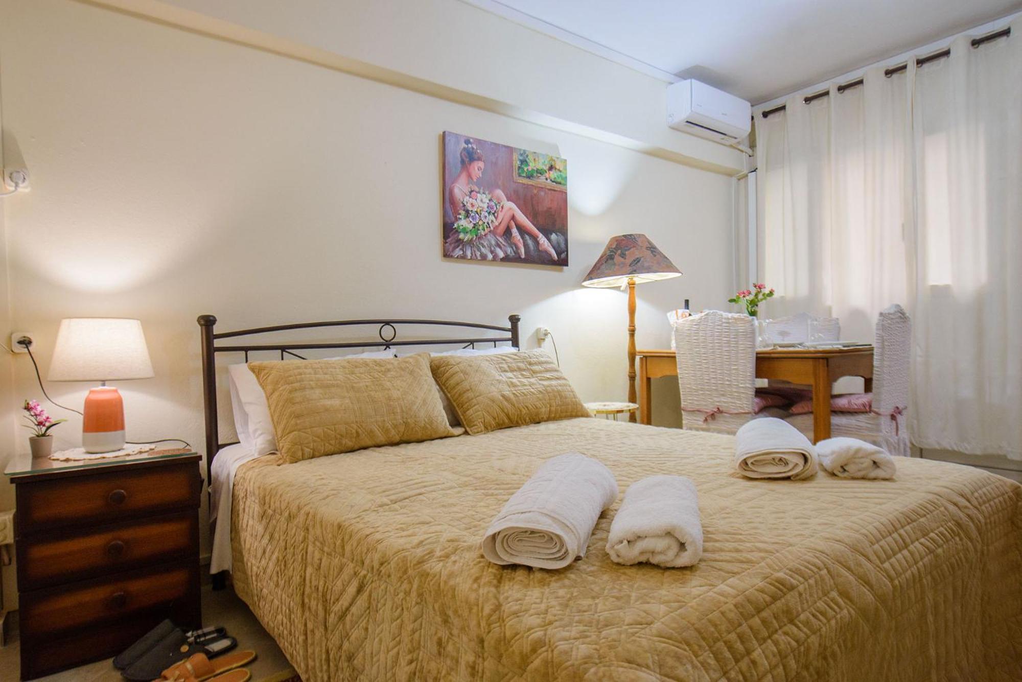 Georgia'S Studio Corfu Town 외부 사진