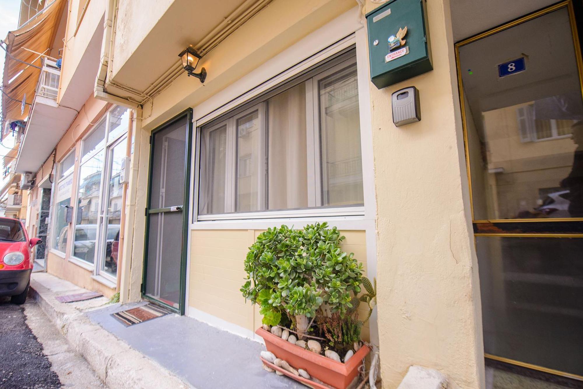 Georgia'S Studio Corfu Town 외부 사진